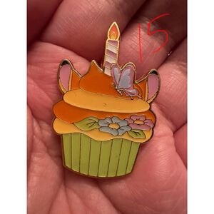 Disney Loungefly Character Cupcake Pin - Bambi